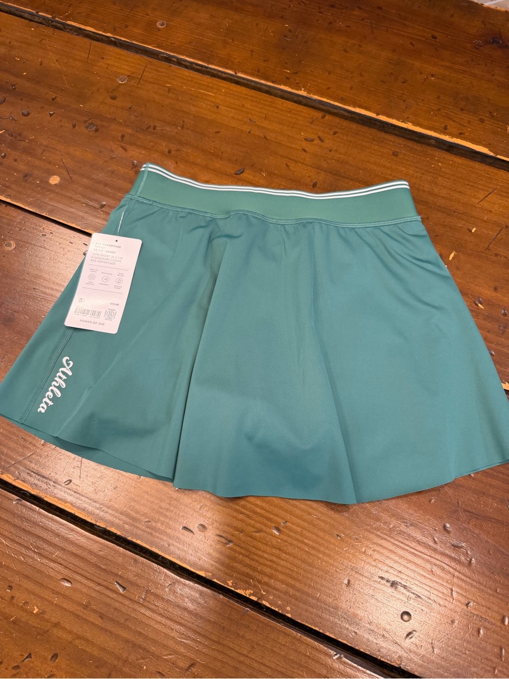 Athleta Skort Green & White - Size Small